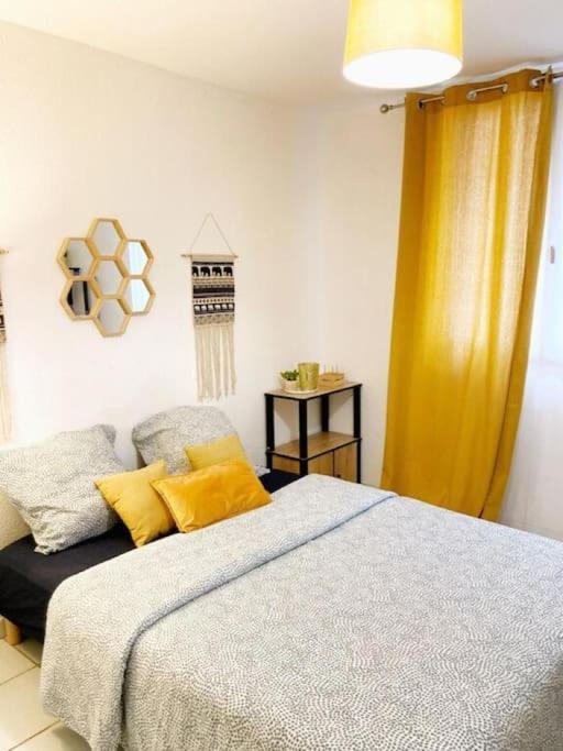 Studio A 5 Mn A Pied De La Gare Saint-Roch Montpellier Exterior foto