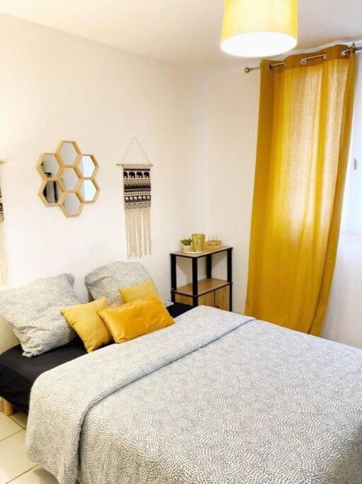 Studio A 5 Mn A Pied De La Gare Saint-Roch Montpellier Exterior foto